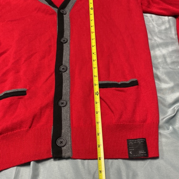 Express red button down cardigan size medium - Picture 7 of 7